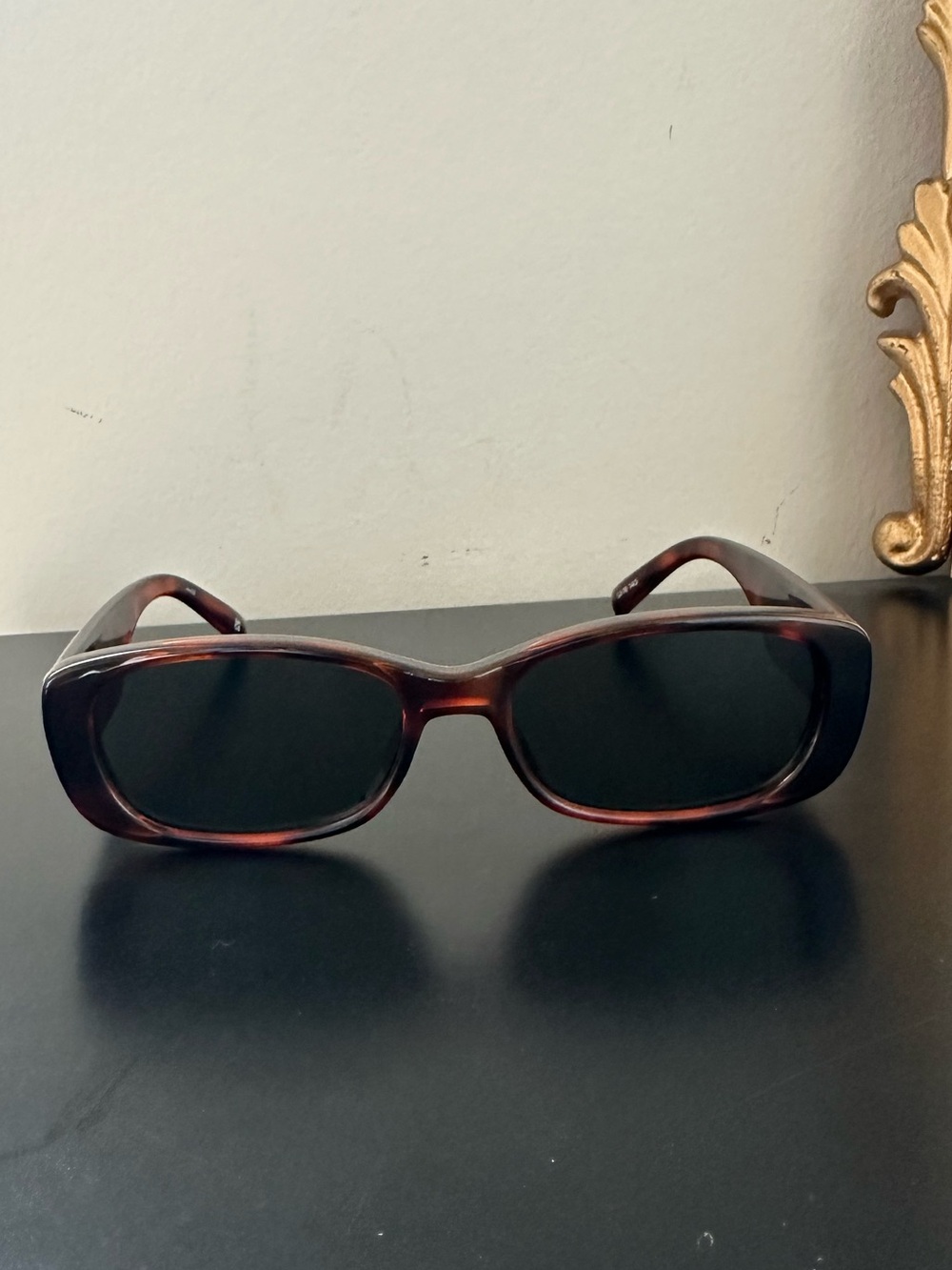 Le Specs Unreal! Sunglasses in Tortoiseshell